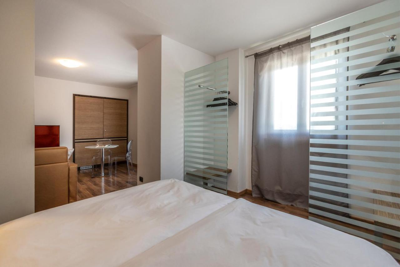 Appartamenti Capri Malcesine Exteriör bild