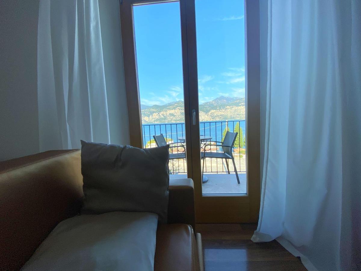 Appartamenti Capri Malcesine Exteriör bild